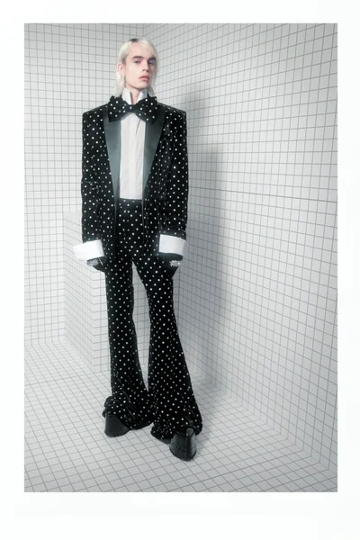 Look 34